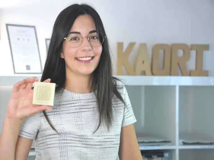 Présentation de valentine qui gère la savonnerie artisanale suisse KAORI